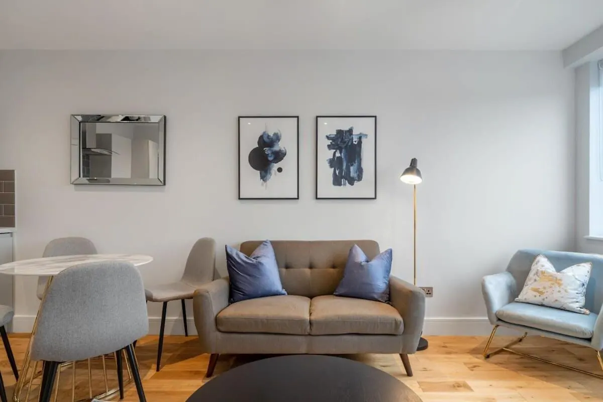 Lovely 1 Bedroom Apartment In The Heart Of Eastleigh