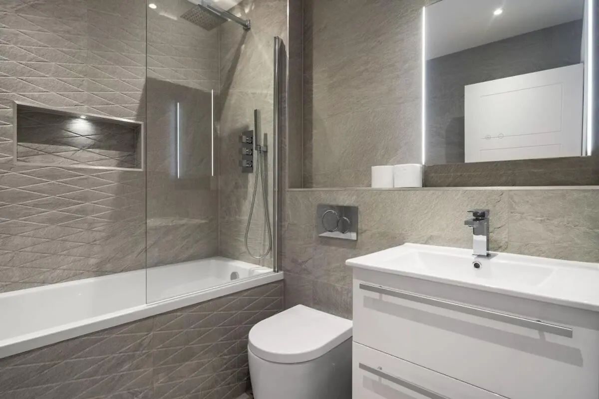 Lovely 1 Bedroom Apartment In The Heart Of Eastleigh